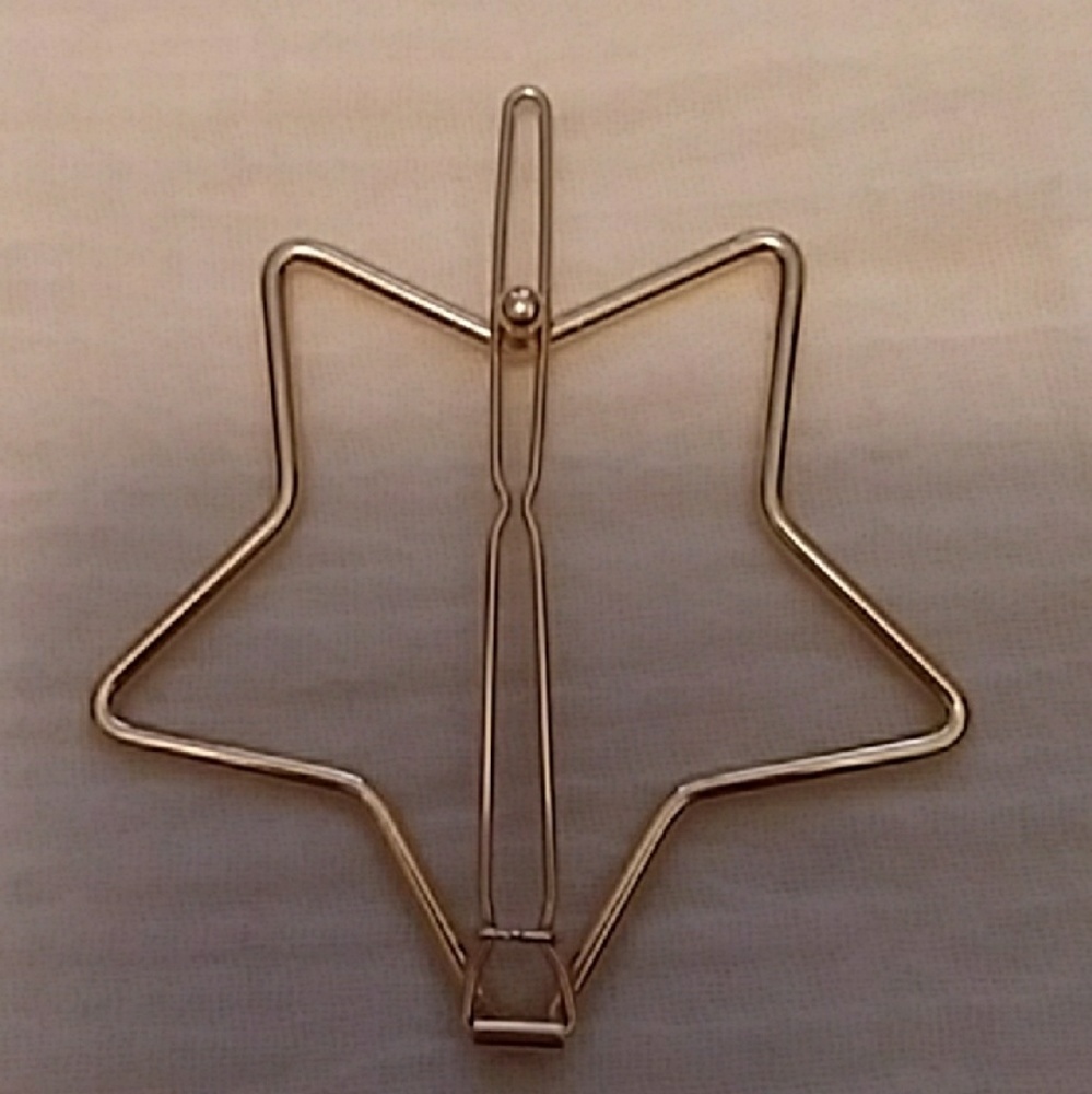 LAST ONE! 💖 5 for $25 Star Hair Pin - Picture 3 of 4